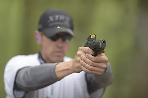 What is a Red Dot Optic?How a Red Dot Sight Works？